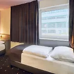 Frankfurt-niederrad 3*