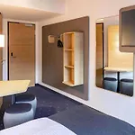 Frankfurt-niederrad 3*